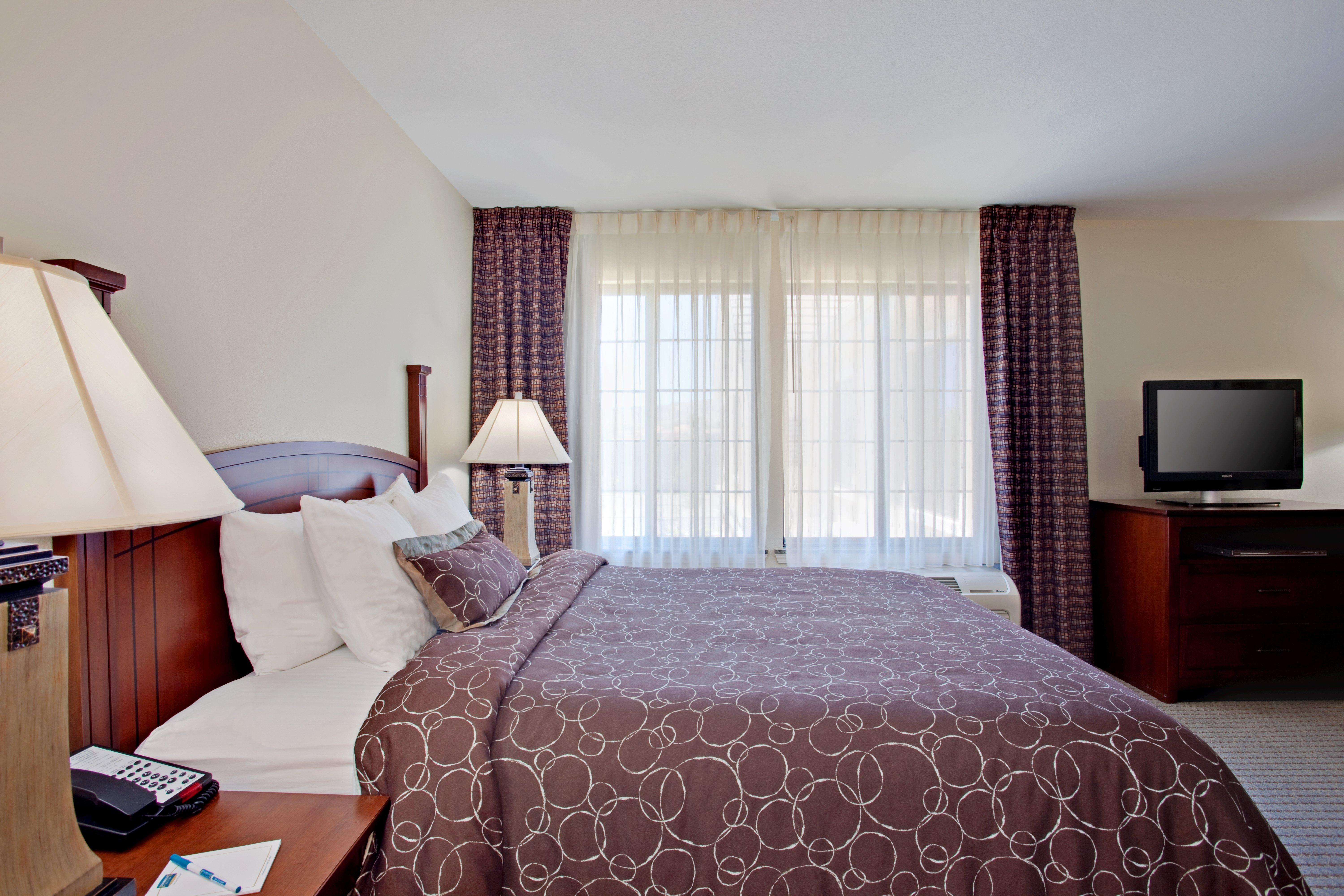 Hotel Staybridge By Ihg 3*