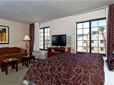 Hotel Staybridge By Ihg 3*